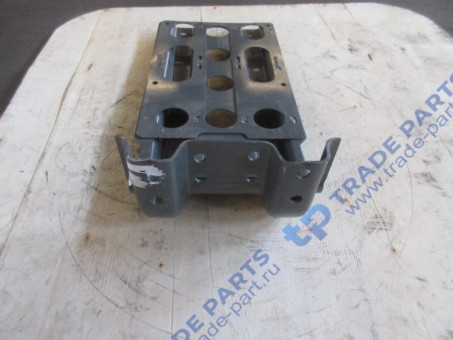 Реальная фотография блок кронштейна заднего крыла sitrak c7h