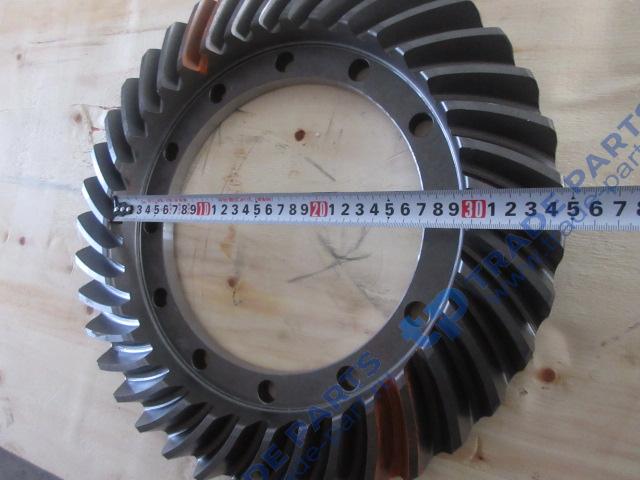 Реальная фотография главная пара 8/37 редуктора переднего моста lg 956