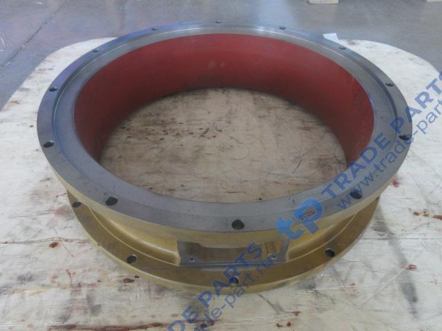 Реальная фотография проставка между гтр и кпп sdlg