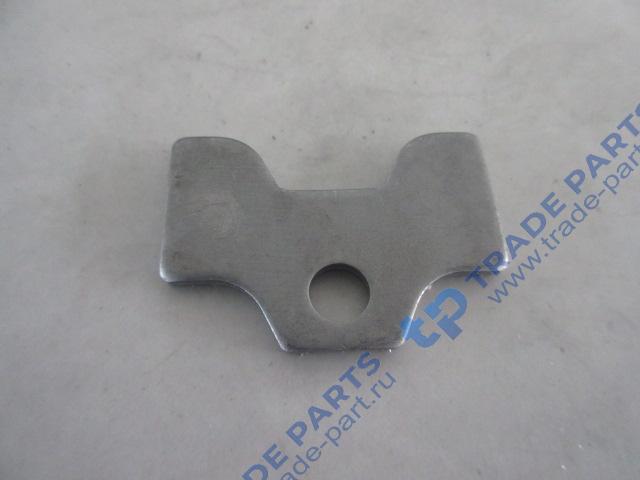 Реальная фотография пластина стопорная опорного пальца задних тормозных колодок faw j6