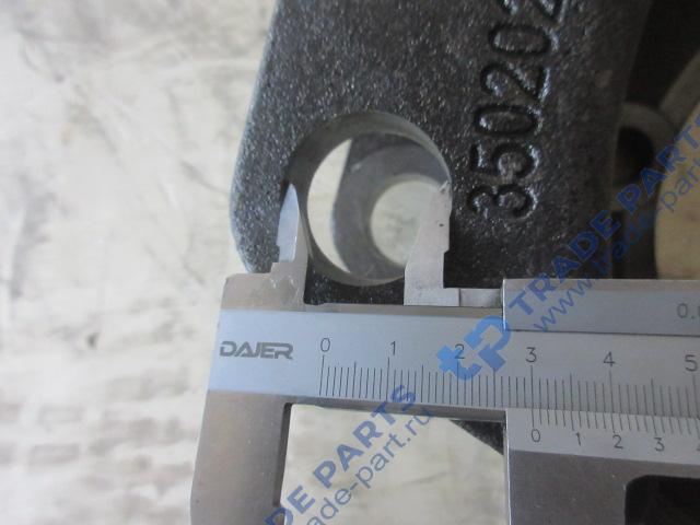 Реальная фотография суппорт задний j6