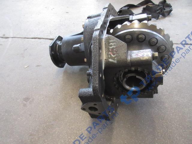 Реальная фотография главный редуктор заднего моста