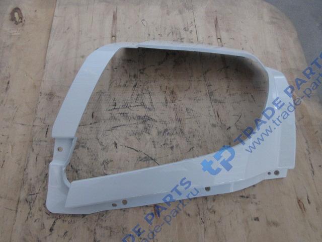 Реальная фотография накладка фары правая chenglong h7