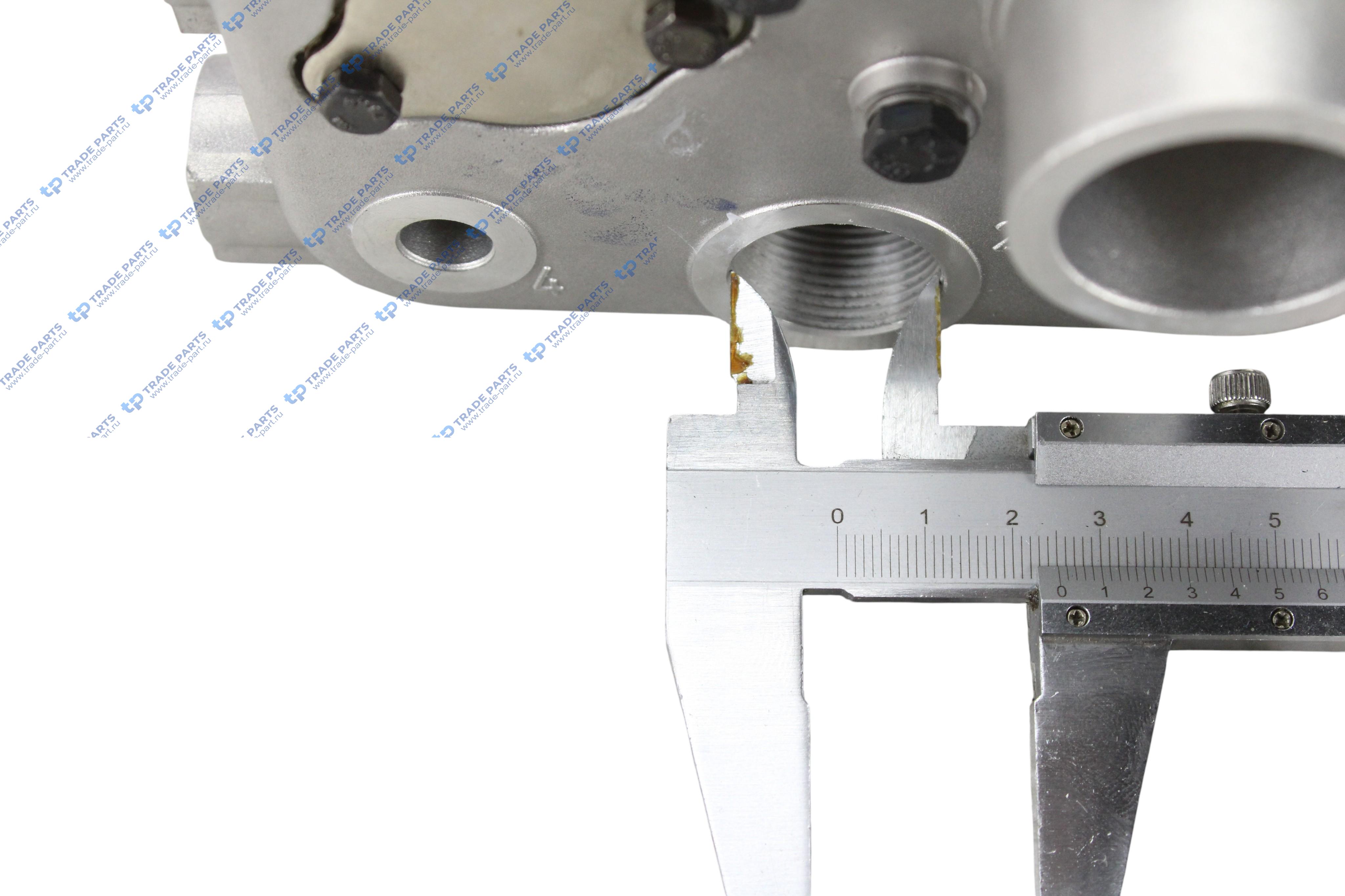 Реальная фотография головка компрессора mb actros (в сборе с клапанной плитой и прокладками)