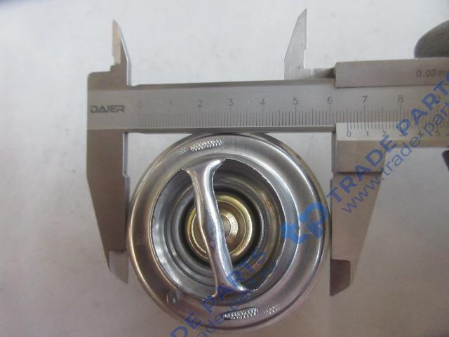 Реальная фотография термостат 83°с mc11 sitrak t5g