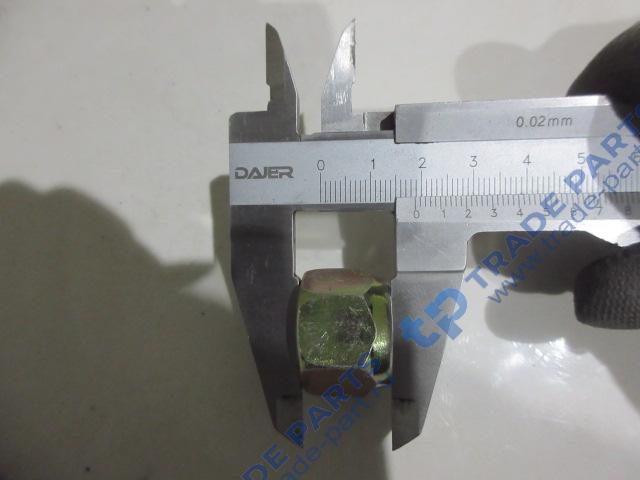 Реальная фотография гайка м? пер. опоры двигателя faw j6 4180,4250,3310 качество о