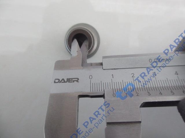 Реальная фотография колпачок маслосъемный выпускной d=16 (c юбкой)