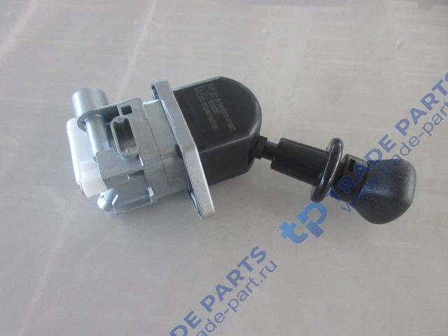 Кран тормоза ручного HOWO T5G/MAN (811W52315-6156)