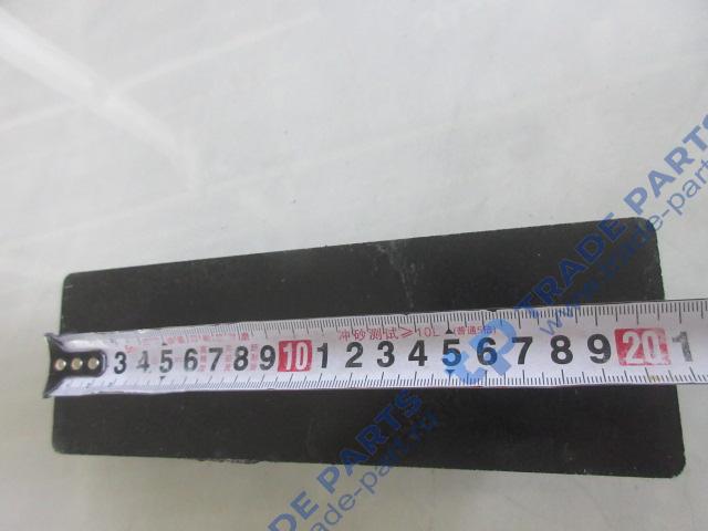 Реальная фотография отбойник задней рессоры 2 отверстия