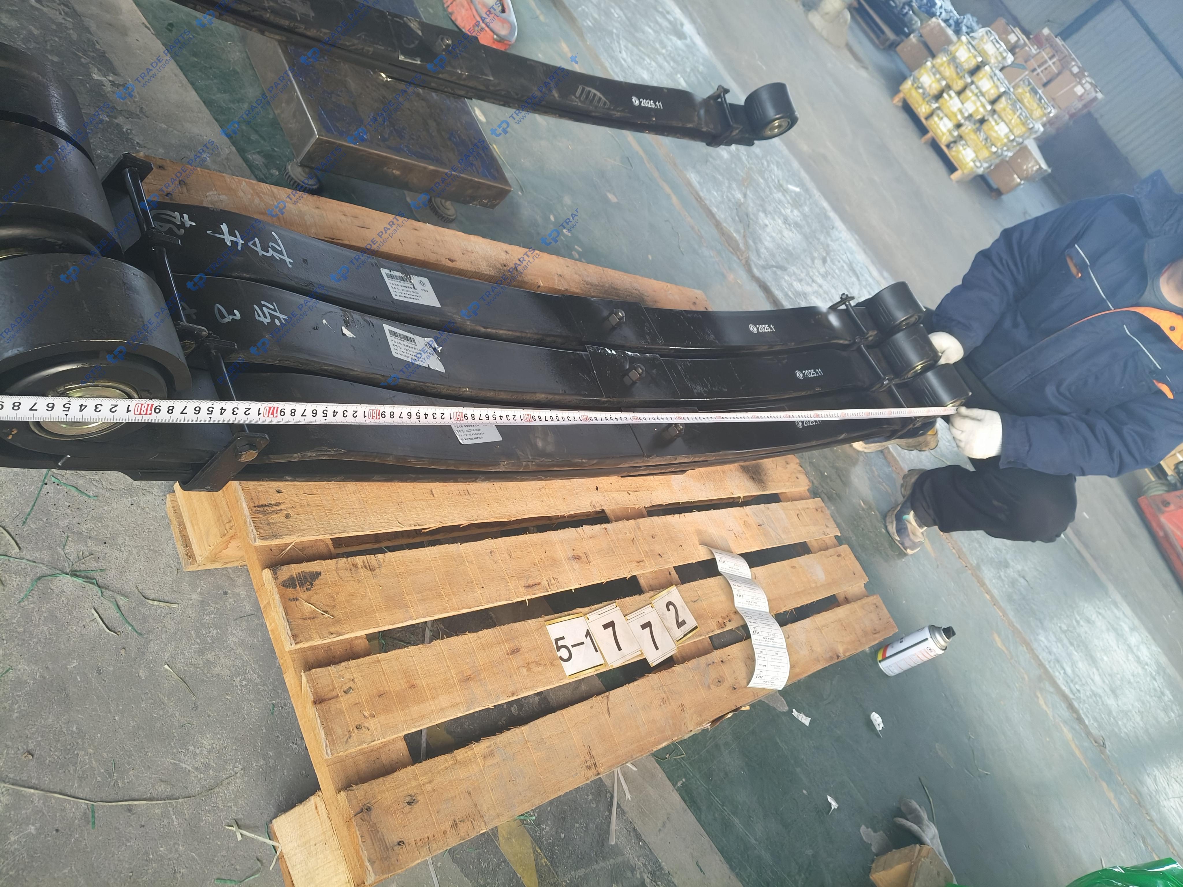 Реальная фотография рессора передняя 2х лист. dongfeng