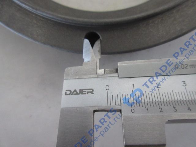 Реальная фотография седло сальника ступицы