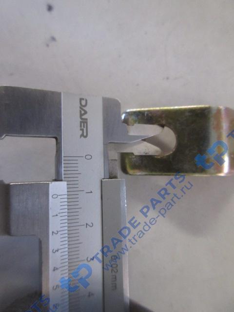 Реальная фотография кронштейн тормозной трубки sitrak c7h