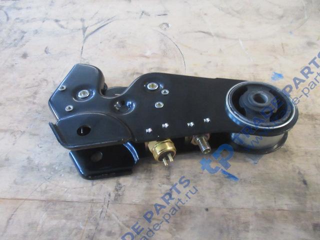 Реальная фотография замок крепления кабины правый (задний) shaanxi x6000 без втулки