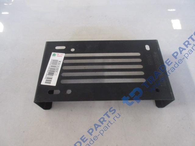 Реальная фотография кронштейн блока управления камерами howo t5g, sitrak c7h