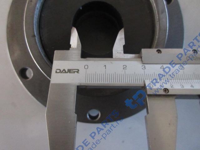 Реальная фотография крышка фильтра сетки в сборе с магнитом кпп sdlg lg956fh ( к фильтру 2030900065)