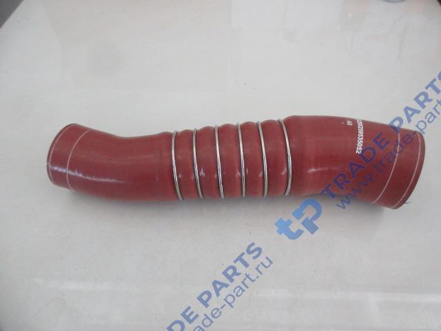 Реальная фотография патрубок радиатора верхний shacman x6000