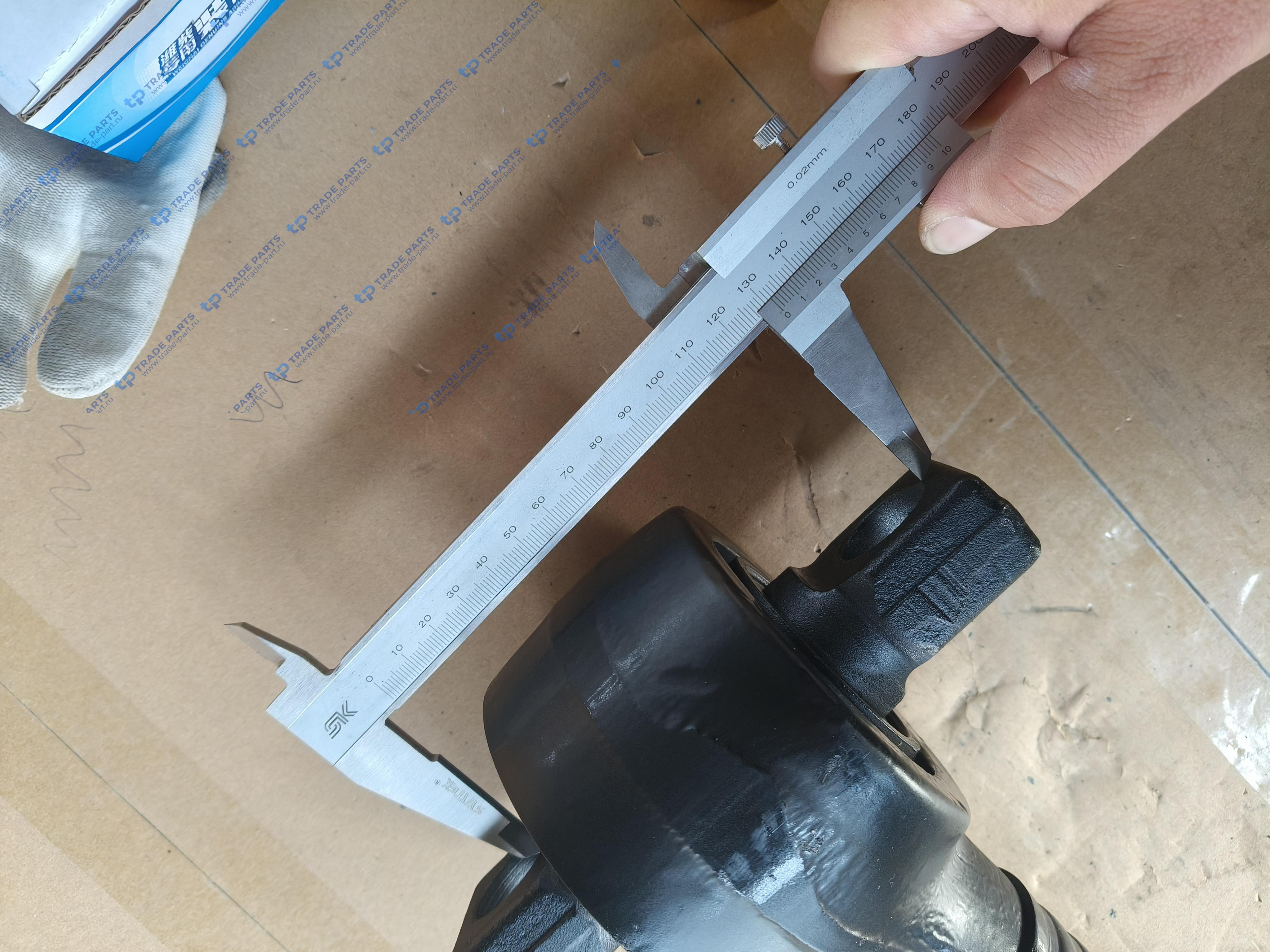 Реальная фотография тяга реактивная нижняя передняя 2919010-260 , j5,j6