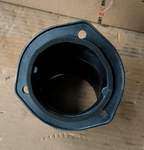 Колено воздушное дополнительного отопителя HOWO/SITRAK T5G/C10 качество О