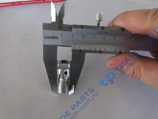 Реальная фотография болт-штуцер м12х1,5х24 топливной трубки 3905860 / 3905406 / 3903216 / 3911446 + 3939570 (m6*1.00*10)
