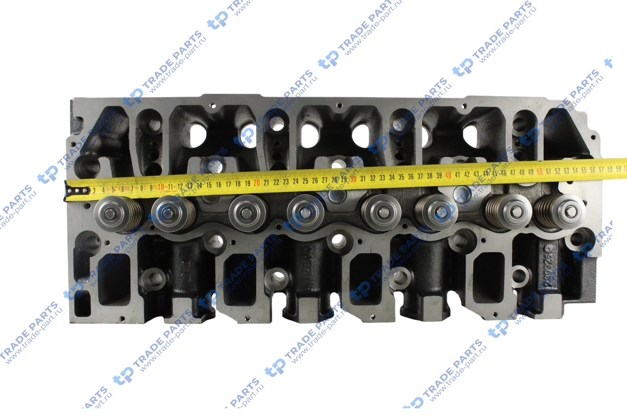 Реальная фотография головка блока цилиндров с клапанами deutz