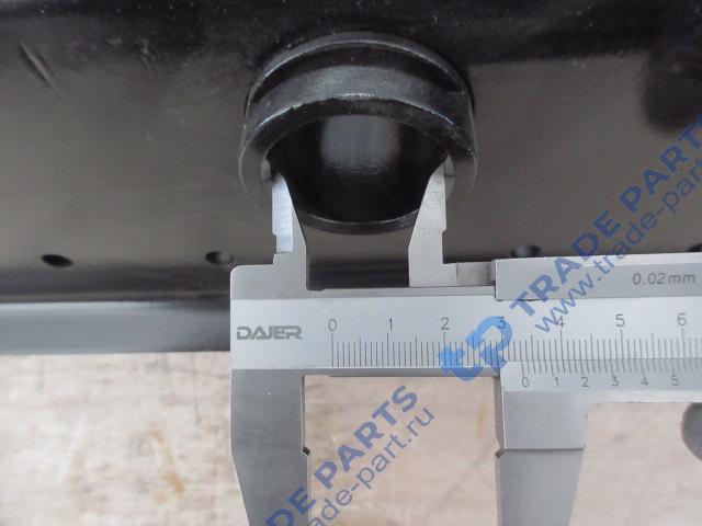 Реальная фотография балка передняя поперечная с буксировочной петлей