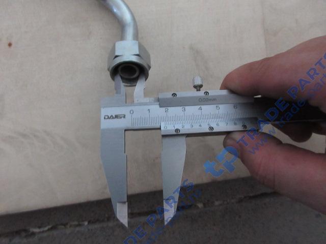 Реальная фотография трубопровод охлаждающей жидкости компрессора (вход)