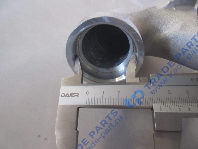 Реальная фотография труба охлаждающей жидкости (тройник) sitrak mc11/mc13