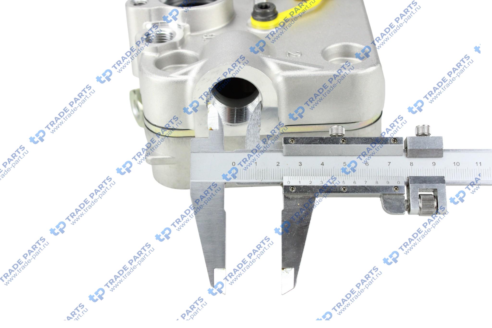 Реальная фотография гбц компрессора volvo fh12/16 + клапаны + болты