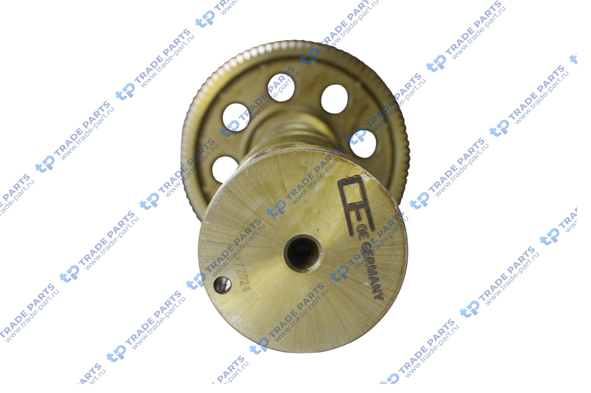 Реальная фотография распредвал с шестерней !v6 d130 mb om501la