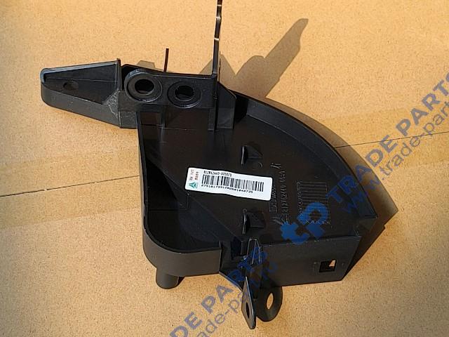 Кронштейн крепления правого дефлектора Sitrak качество О