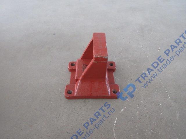 Кронштейн задней рессоры F3000 передний правый (задний левый)