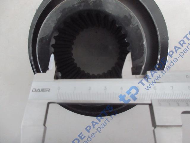 Реальная фотография фланец хвостовика редуктора 180x4 с насечкой h=90 мелкий шлиц z=28