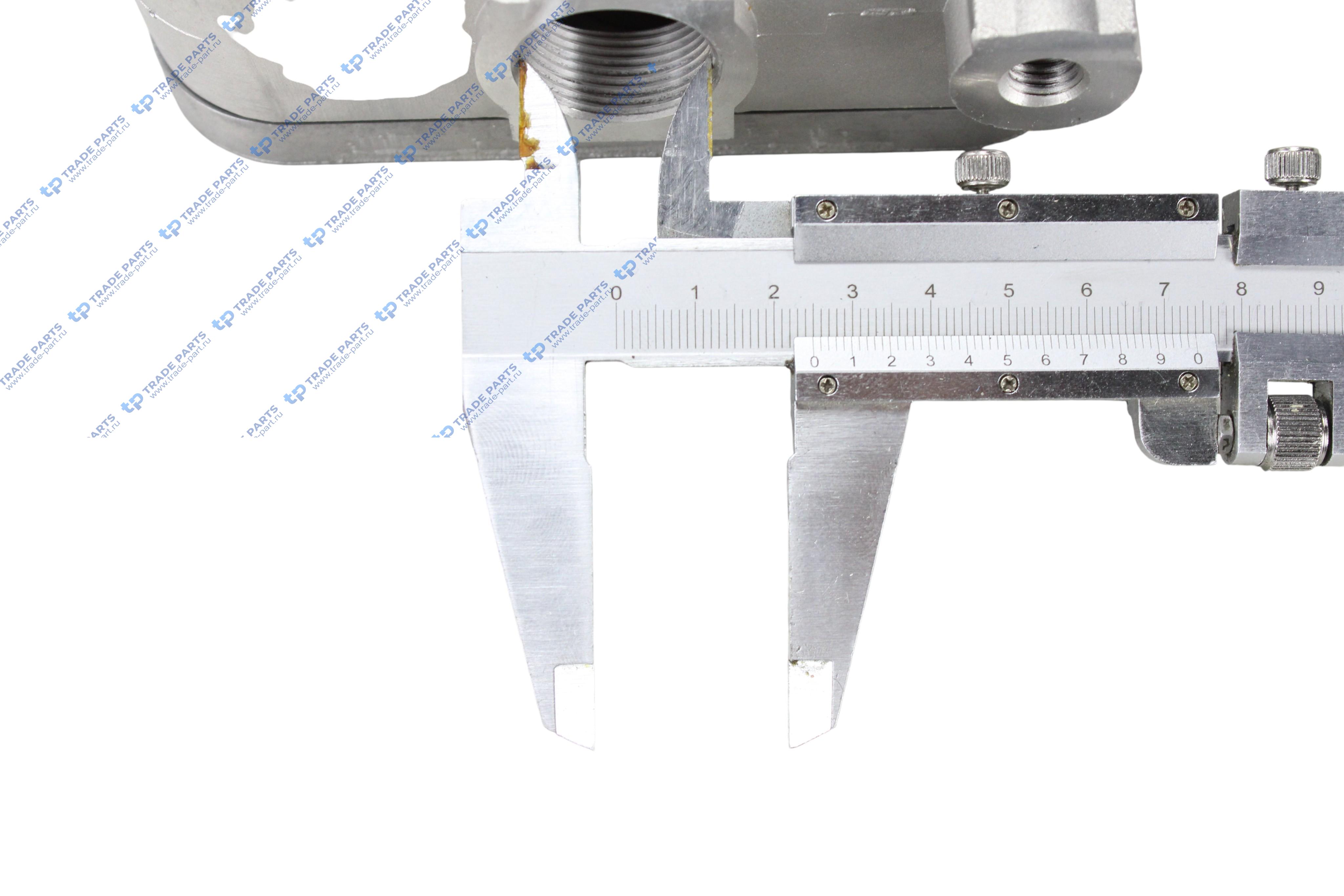 Реальная фотография головка компрессора mb actros (в сборе с клапанной плитой и прокладками)