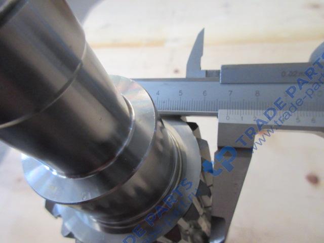 Реальная фотография вал первичный акпп zf 12tx2620td