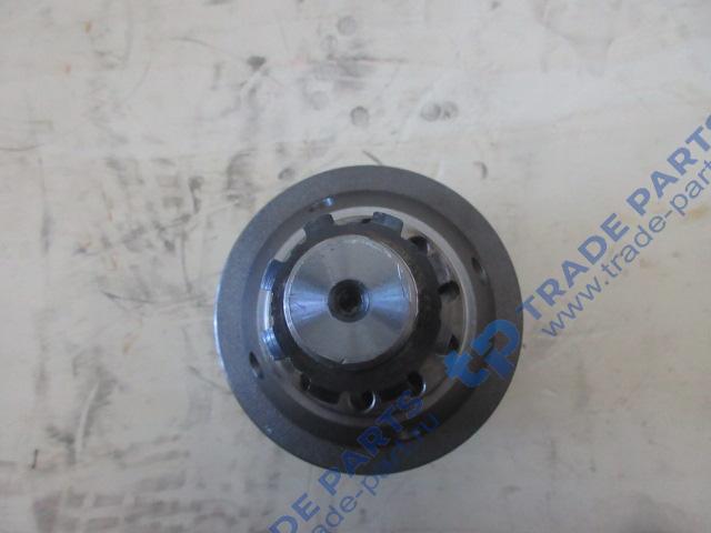 Реальная фотография дифференциал межосевой крупный шлиц z=8 с подшипником 199014320166/6019