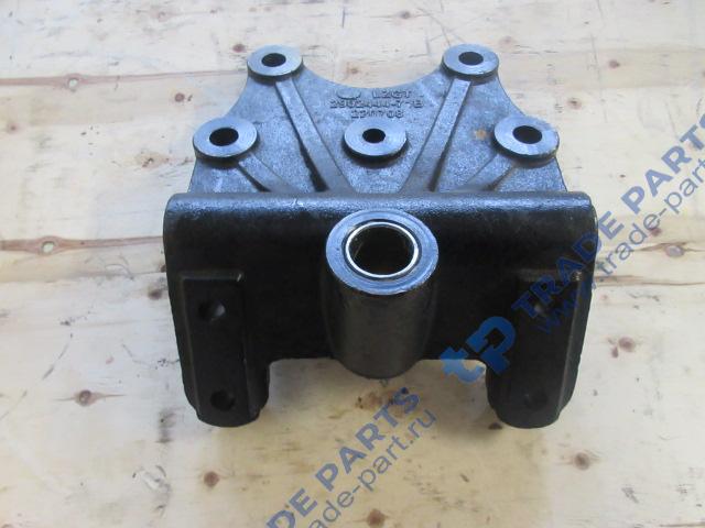 Кронштейн передней рессоры задний FAW J6