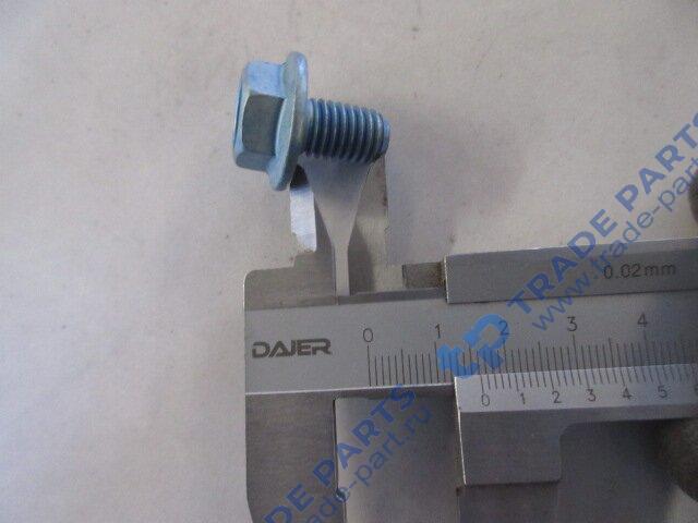 Реальная фотография болт m10x16 крепления теплового экрана sitrak mc11/mc13