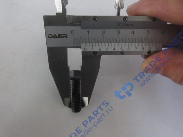 Реальная фотография болт крепления водяного насоса