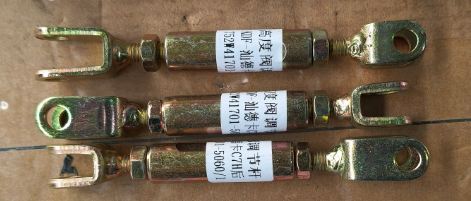 Реальная фотография рычаг регулировочный передней подвески кабины (c7h max)