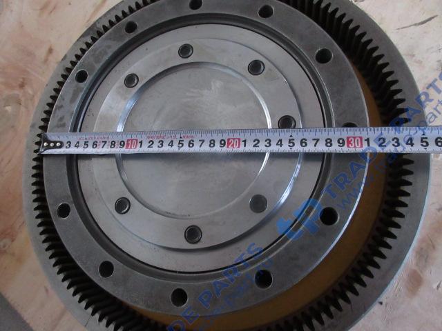 Реальная фотография бортовой фрикцион поворота в сборе shantui sd22