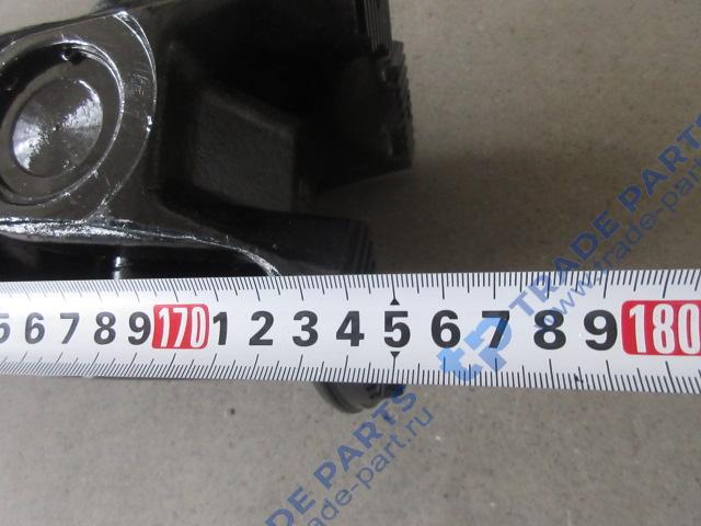 Реальная фотография вал карданный основной l=1740 фланцы 180x4