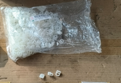 Ползунок шторы Sitrak качество О