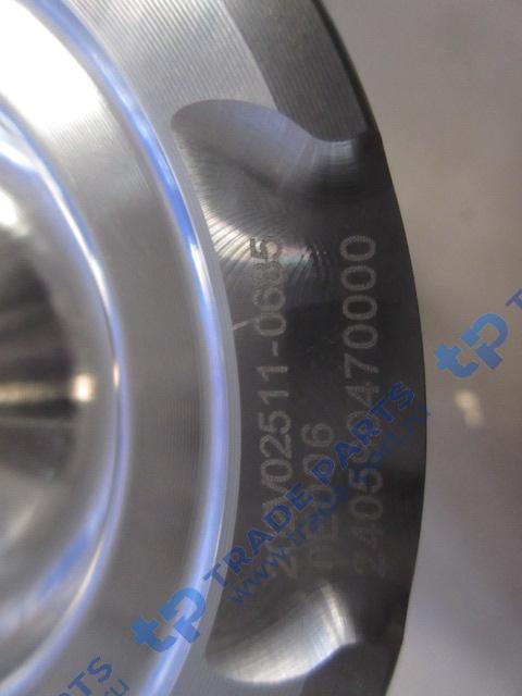 Реальная фотография поршень стальной d=126 sitrak с моторами mc13