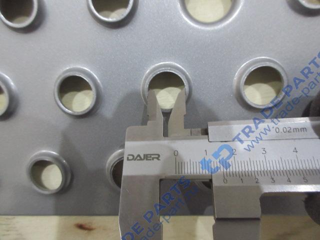 Реальная фотография подножка второй ступени левая faw j6