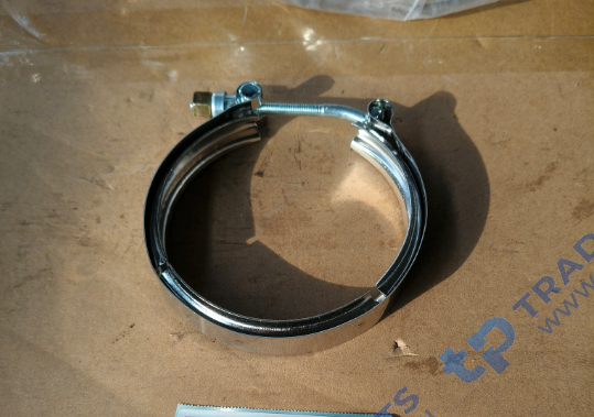 Реальная фотография хомут турбины d=100-110