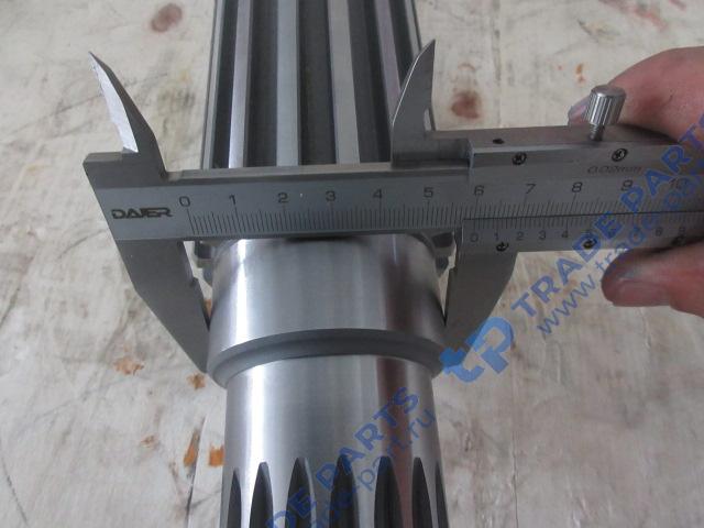 Реальная фотография вал выходной кпп резьба с двух сторон 272200354