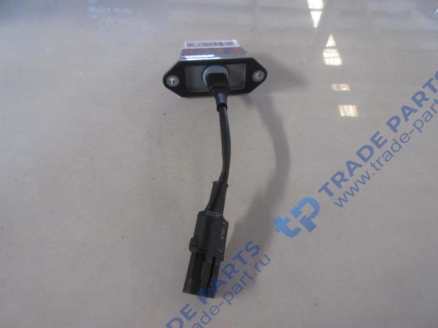 Реальная фотография фонарь освещения знака номерного sitrak c7h howo t5g