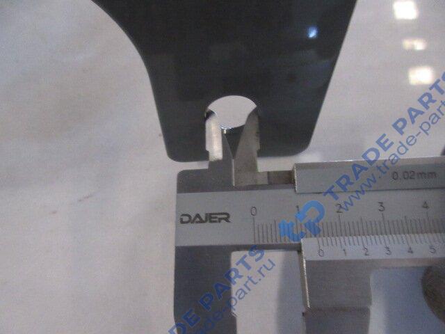 Реальная фотография кронштейн для крепления трубопровода sitrak