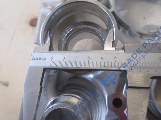 Реальная фотография передняя крышка кпп zf 12tx2620td