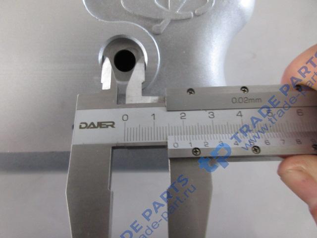 Реальная фотография крышка клапанов 338-1003021 yc6b125 338-1003206а